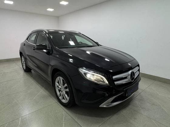 Carro 1.6 CGI ADVANCE 16V TURBO GASOLINA 4P AUTOMÁTICO