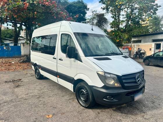Carro 2.2 CDI DIESEL CHASSIS 415 LONGO MANUAL