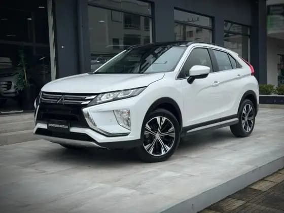 Carro 1.5 MIVEC TURBO GASOLINA HPE-S AWD CVT