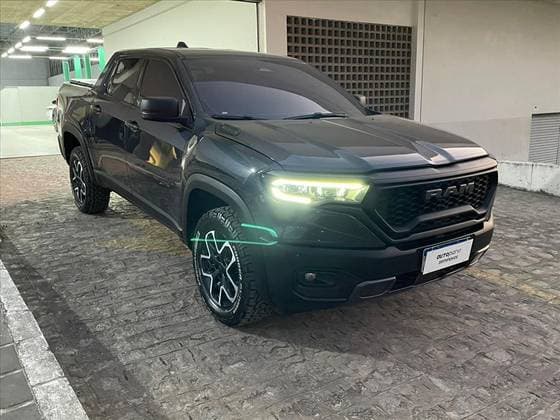 Carro 2.0 TURBO DIESEL REBEL 4X4 AUTOMÁTICO