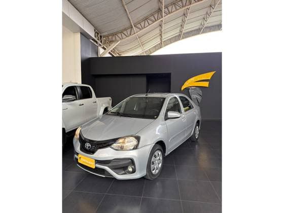 Carro 1.5 X PLUS SEDAN 16V FLEX 4P AUTOMÁTICO