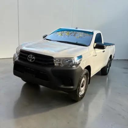 Carro 2.8 D-4D TURBO DIESEL CS 4X4 MANUAL