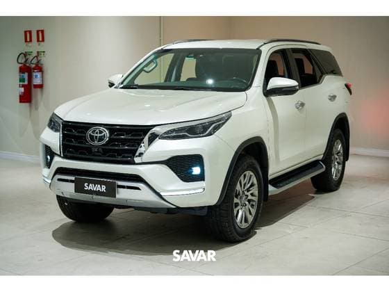 Carro 2.8 D-4D TURBO DIESEL SRX 4X4 AUTOMÁTICO