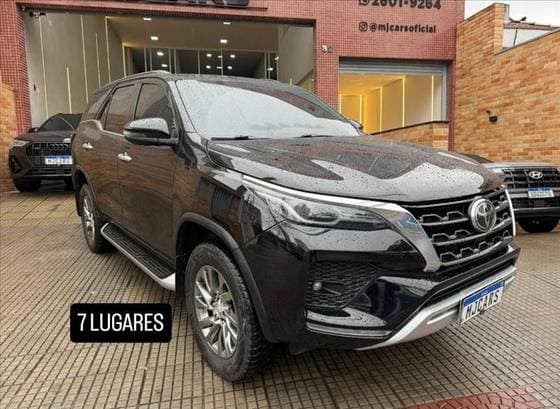Carro 2.8 D-4D TURBO DIESEL SRX 7L 4X4 AUTOMÁTICO