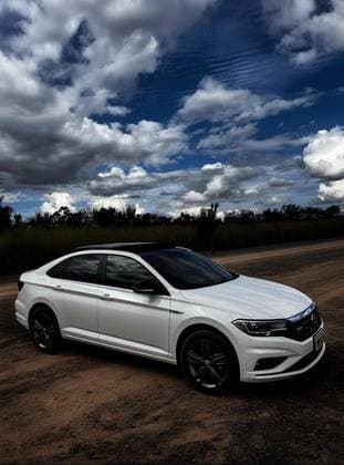 Carro 1.4 250 TSI TOTAL FLEX R-LINE TIPTRONIC