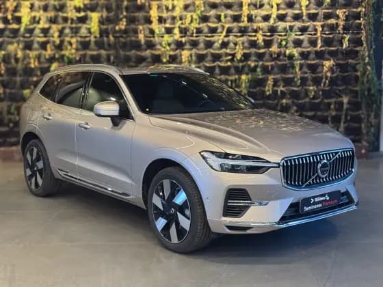 Carro 2.0 T8 RECHARGE ULTRA AWD GEARTRONIC