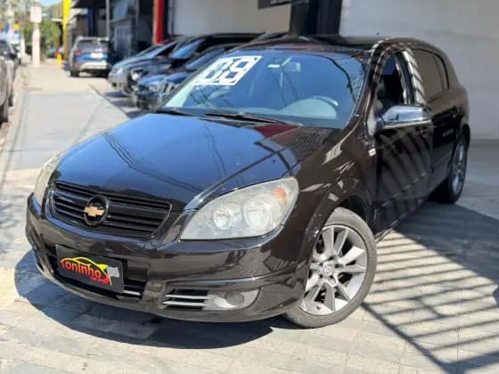 Carro 2.0 MPFI GT-X HATCH 8V FLEX 4P MANUAL