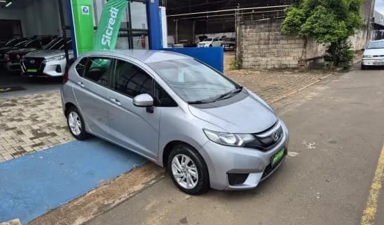 Carro 1.5 LX 16V FLEX 4P AUTOMÁTICO