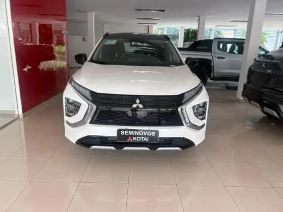 Carro 1.5 MIVEC TURBO GASOLINA HPE-S S-AWC CVT