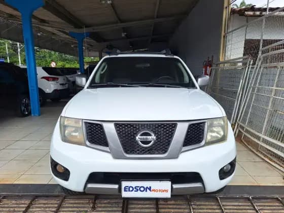Carro 2.5 SV ATTACK 4X4 CD TURBO ELETRONIC DIESEL 4P MANUAL