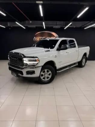 Carro 6.7 I6 TURBO DIESEL LARAMIE CD 4X4 AUTOMÁTICO