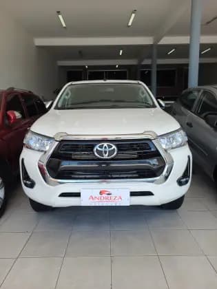 Carro 2.8 D-4D TURBO DIESEL CD SRV 4X4 AUTOMÁTICO