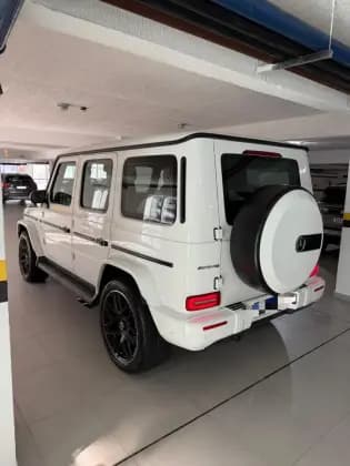 Carro 4.0 V8 TURBO GASOLINA MAGNO EDITION 4MATIC SPEEDSHIFT