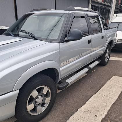 Carro 2.4 MPFI EXECUTIVE 4X2 CD 8V FLEX 4P MANUAL
