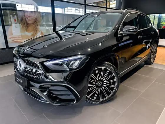 Carro 1.3 MHEV AMG LINE 7G-DCT
