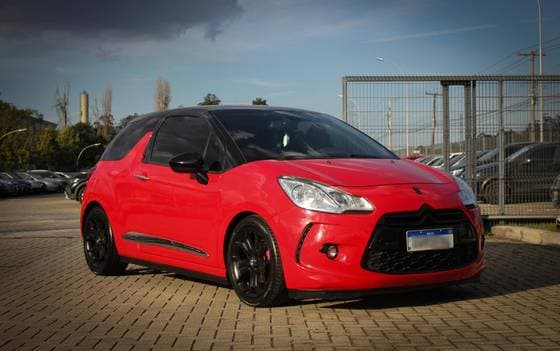 Carro 1.6 THP GASOLINA MANUAL