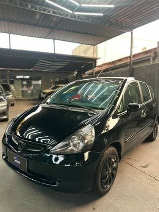 Carro 1.4 LX 8V GASOLINA 4P MANUAL
