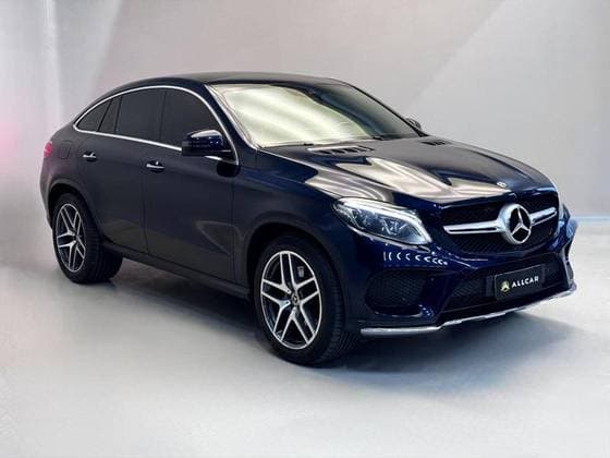 Carro 3.0 V6 GASOLINA HIGHWAY COUPÉ 4MATIC 9G-TRONIC
