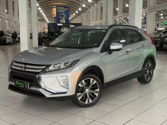 Carro 1.5 MIVEC TURBO GASOLINA GLS CVT