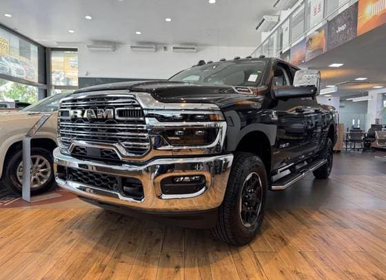 Carro 6.7 I6 TURBO DIESEL LARAMIE CD 4X4 AUTOMÁTICO