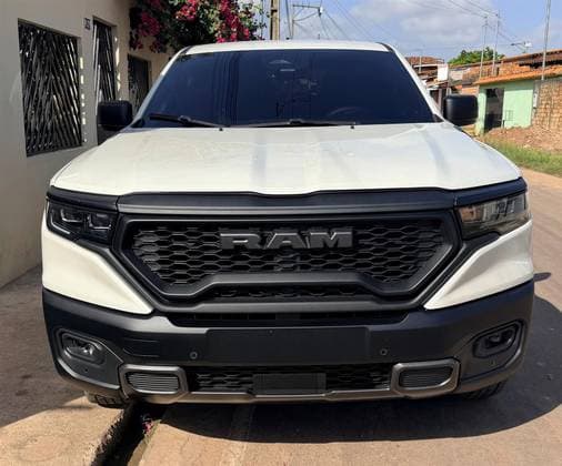 Carro 2.0 TURBO DIESEL REBEL 4X4 AUTOMÁTICO