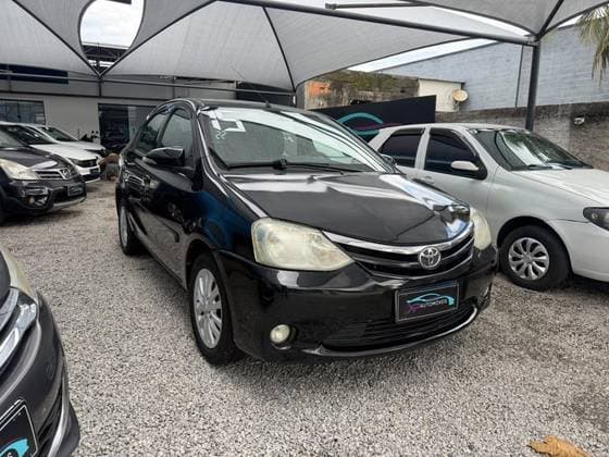 Carro 1.5 XLS SEDAN 16V FLEX 4P MANUAL