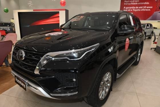 Carro 2.8 D-4D TURBO DIESEL SRX 7L 4X4 AUTOMÁTICO