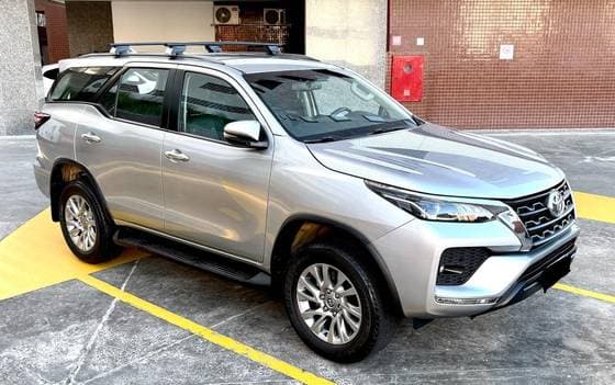 Carro 2.7 VVT-i FLEX SRV 7L 4X2 AUTOMÁTICO