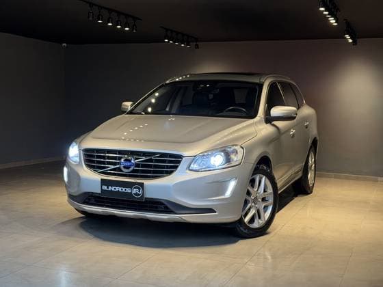 Carro 2.0 T5 MOMENTUM GASOLINA 4P AUTOMÁTICO