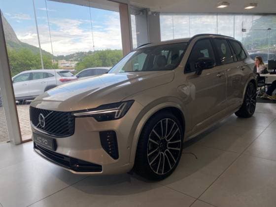Carro 2.0 T8 PHEV ULTRA DARK AWD GEARTRONIC