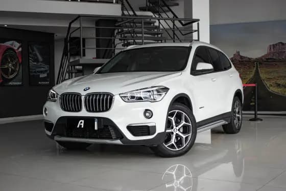 Carro 2.0 16V TURBO ACTIVEFLEX SDRIVE20I X-LINE 4P AUTOMÁTICO