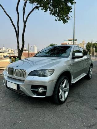 Carro 4.4 50I 4X4 COUPÉ 8 CILINDROS 32V BI-TURBO GASOLINA 4P AUTOMÁTICO