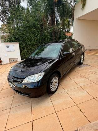 Carro 1.7 EX 16V GASOLINA 4P AUTOMÁTICO