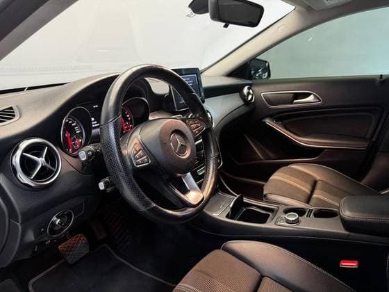 Carro 1.6 CGI FLEX ADVANCE 7G-DCT
