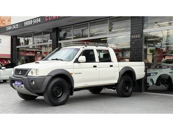 Carro 2.5 4X4 CD 8V TURBO DIESEL 4P MANUAL