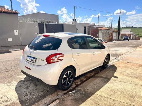 Carro 1.5 ALLURE 8V FLEX 4P MANUAL