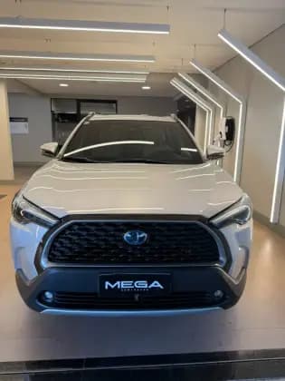 Carro 1.8 VVT-I HYBRID FLEX XRX CVT