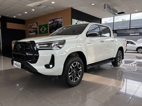 Carro 2.8 D-4D TURBO DIESEL CD SRX 4X4 AUTOMÁTICO
