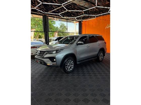 Carro 2.7 VVT-i FLEX SRV 7L 4X2 AUTOMÁTICO
