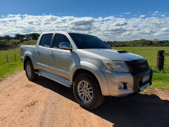 Carro 3.0 SRV TOP 4X4 CD 16V TURBO INTERCOOLER DIESEL 4P AUTOMÁTICO
