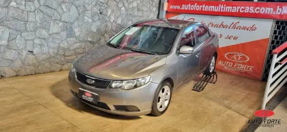 Carro 1.6 EX SEDAN 16V GASOLINA 4P MANUAL
