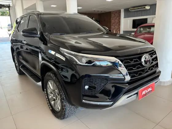 Carro 2.8 D-4D TURBO DIESEL SRX 4X4 AUTOMÁTICO