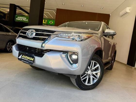 Carro 2.8 SRX 4X4 16V TURBO INTERCOOLER DIESEL 4P AUTOMÁTICO