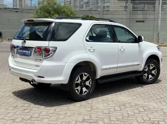Carro 3.0 SRV 4X4 7 LUGARES 16V TURBO INTERCOOLER DIESEL 4P AUTOMÁTICO