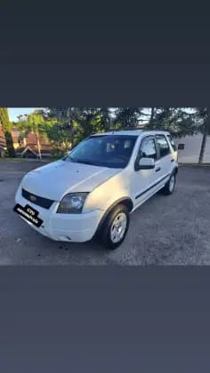 Carro 1.6 XL 8V GASOLINA 4P MANUAL