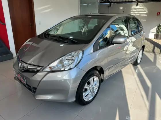 Carro 1.4 LX 16V FLEX 4P AUTOMÁTICO