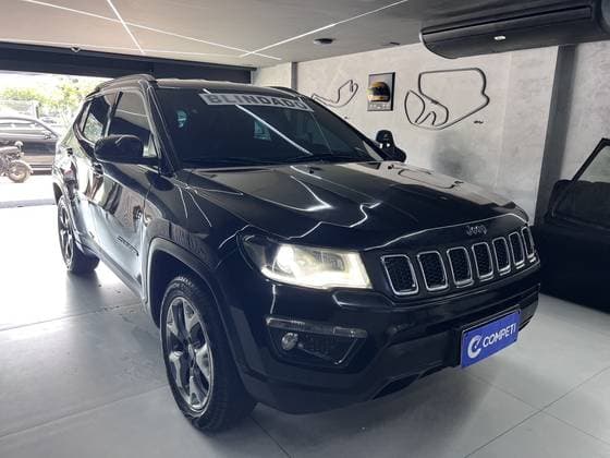 Carro 2.0 16V DIESEL LONGITUDE 4X4 AUTOMÁTICO