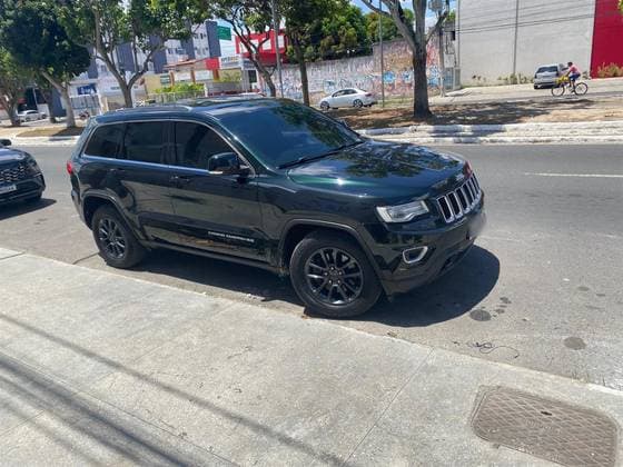 Carro 3.6 LAREDO 4X4 V6 24V GASOLINA 4P AUTOMÁTICO