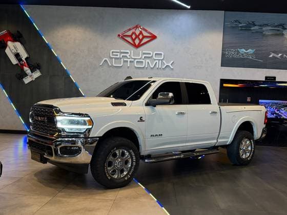 Carro 6.7 I6 TURBO DIESEL LARAMIE CD 4X4 AUTOMÁTICO