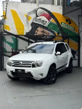 Carro 1.6 DYNAMIQUE 4X2 16V FLEX 4P MANUAL
